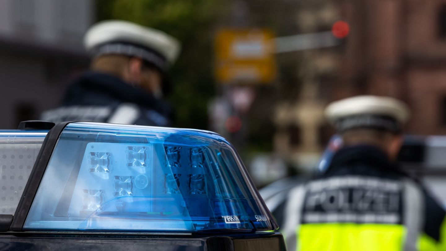 Unbekannte Substanzen: Nach Drogenrausch? 19-Jährige tot im Gebüsch gefunden