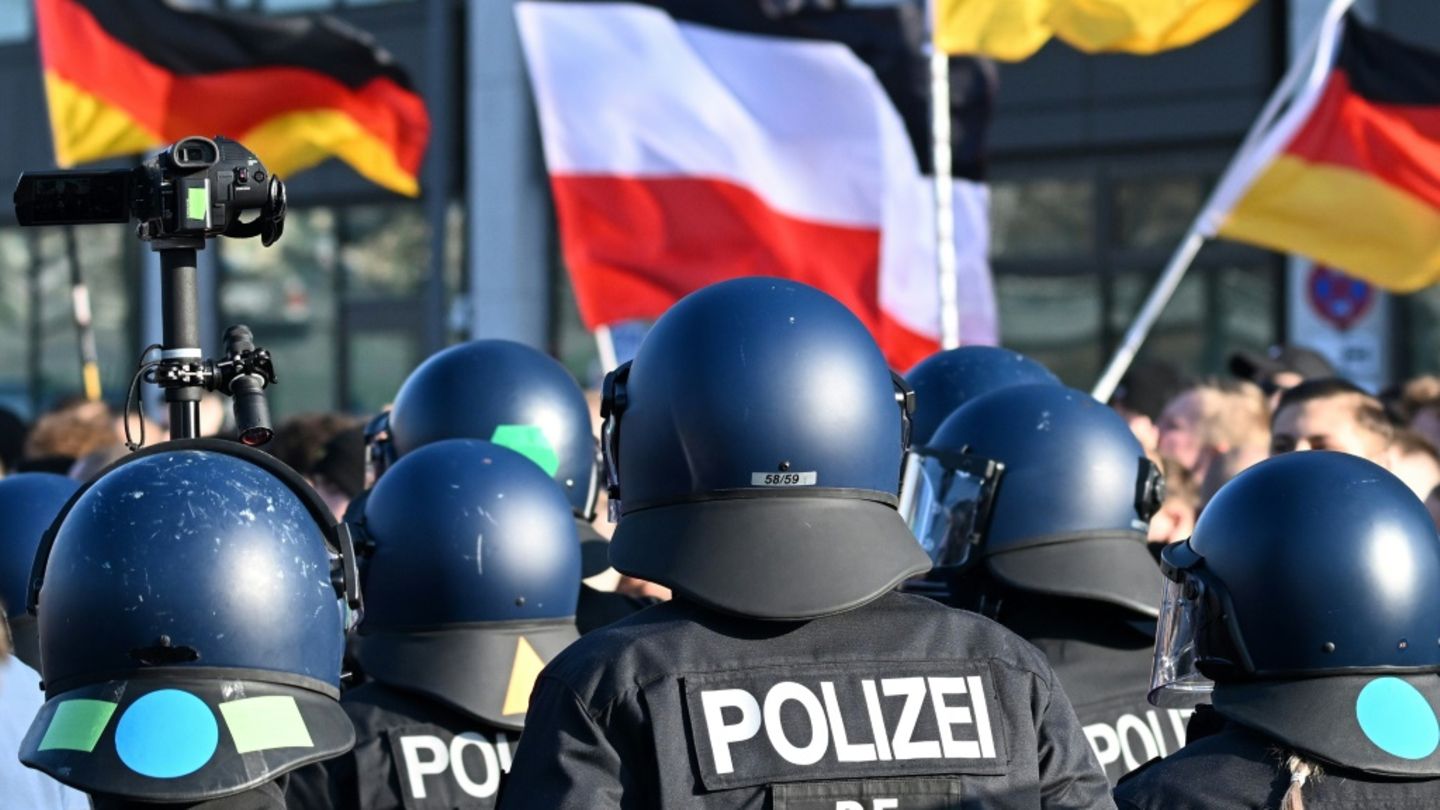 Rechter Angriff auf SPD-Wahlkämpfer in Berlin: Anklage gegen vier Männer