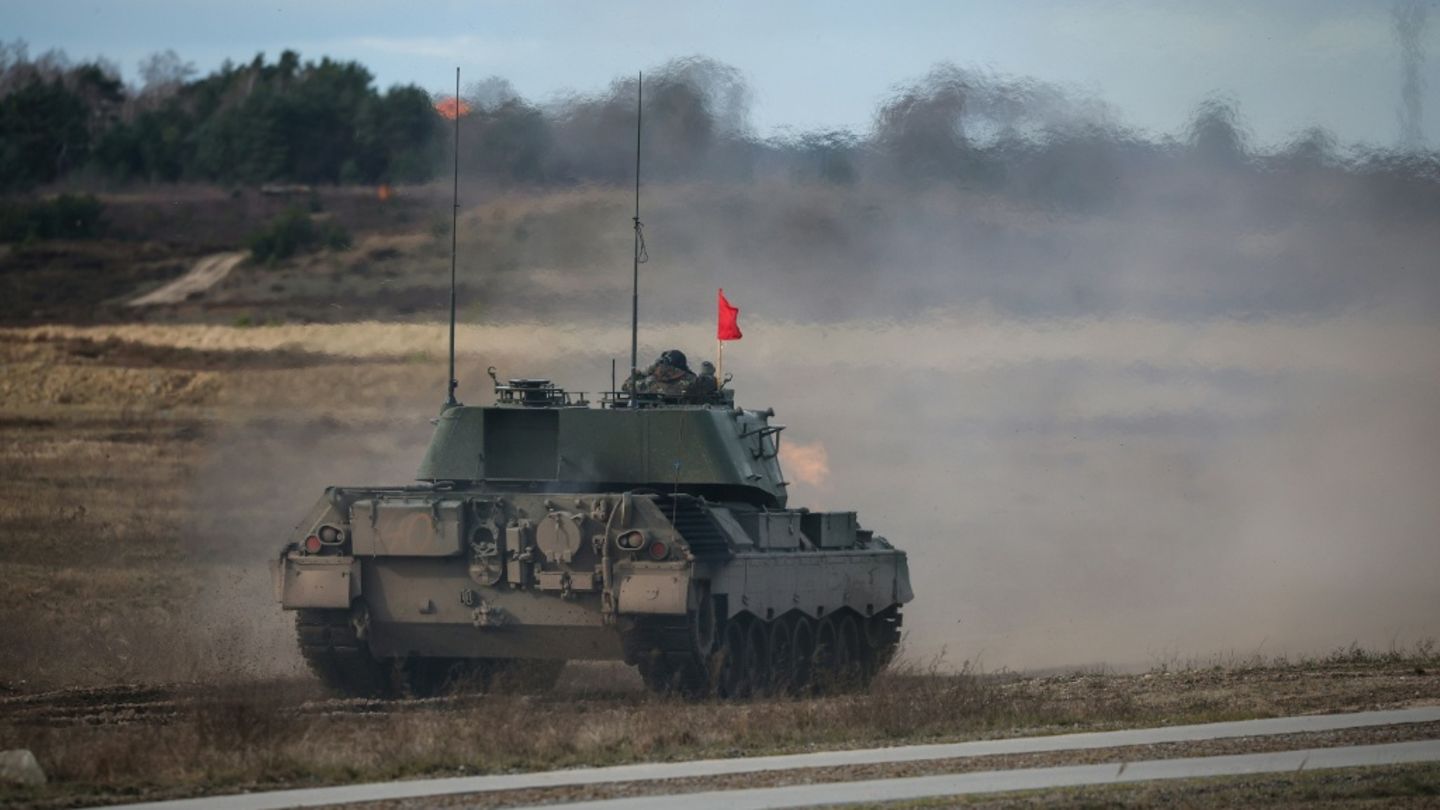 Bundeswehr: Beschaffungsamts-Chefin kündigt schnelle Bestellungen von Panzern an