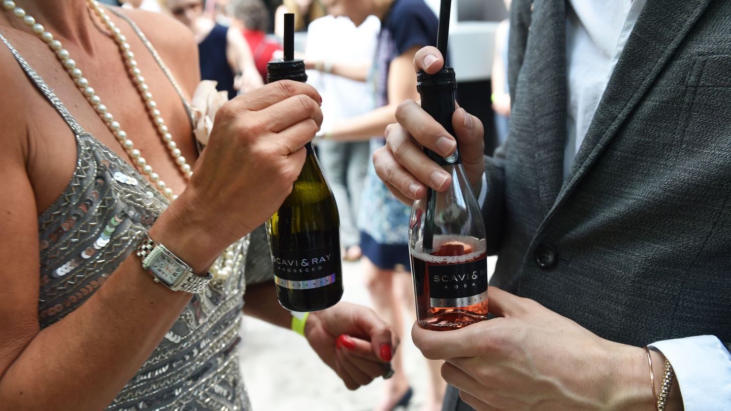 Gesellschaft: Stirbt der Small Talk aus?