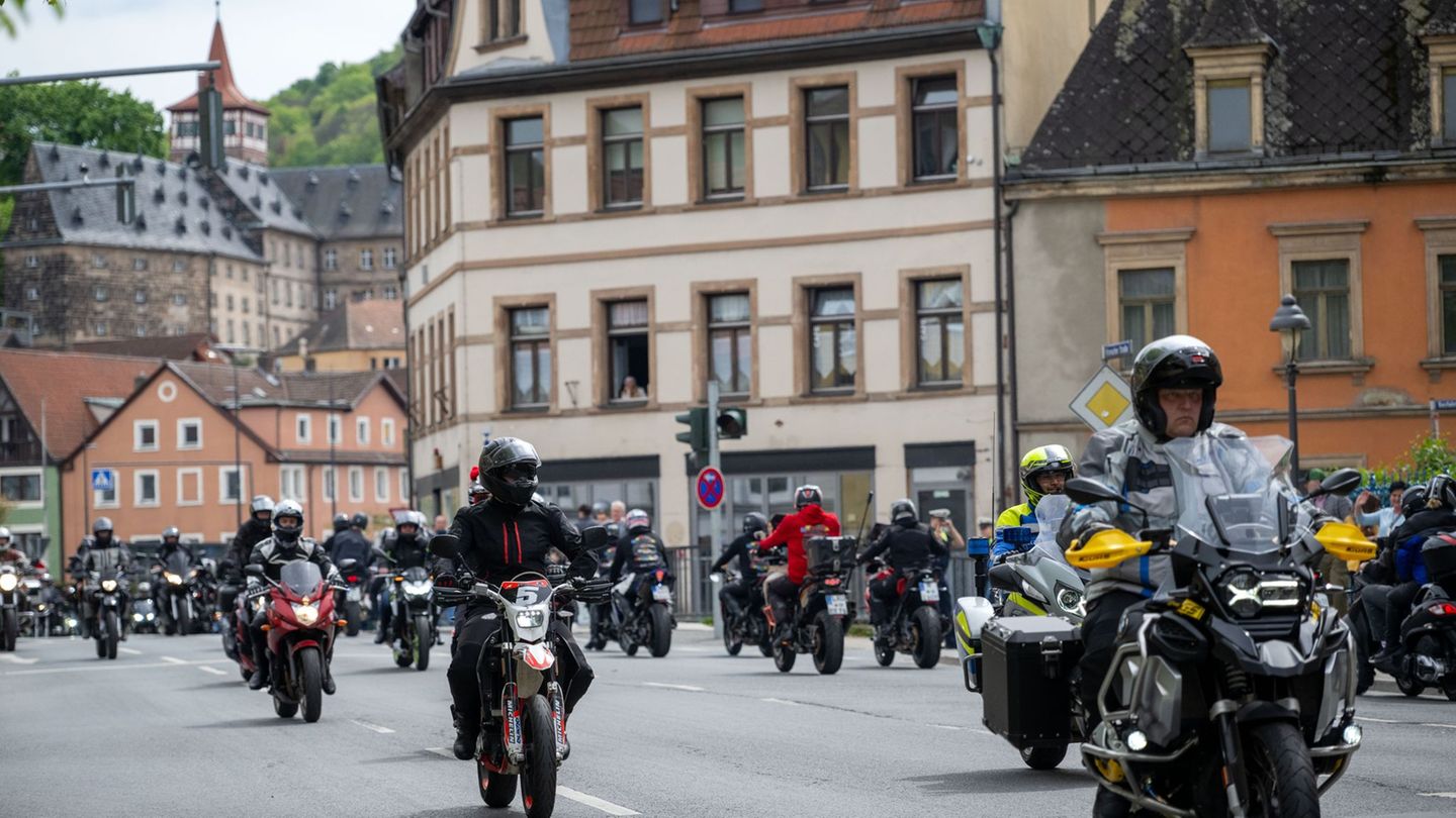 Motorsport: Motorradsternfahrt beginnt – Tausende Biker erwartet