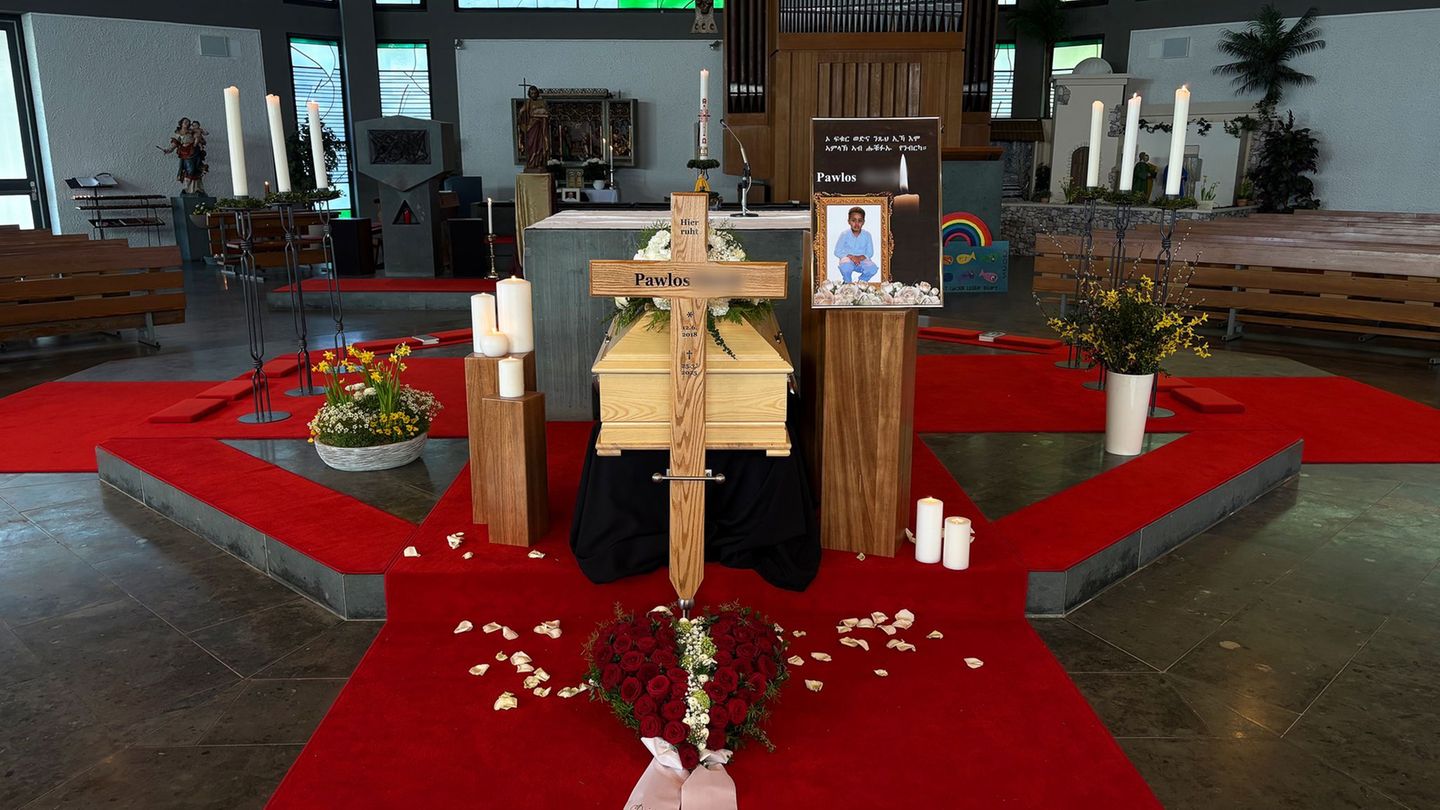 Nach wochenlanger Suche: Sechsjähriger Pawlos beerdigt