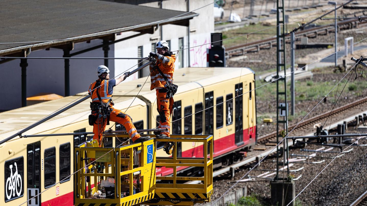 Verkehrschaos an der Messe: Ringbahn wieder frei – Wie es mit der A100 weiter geht