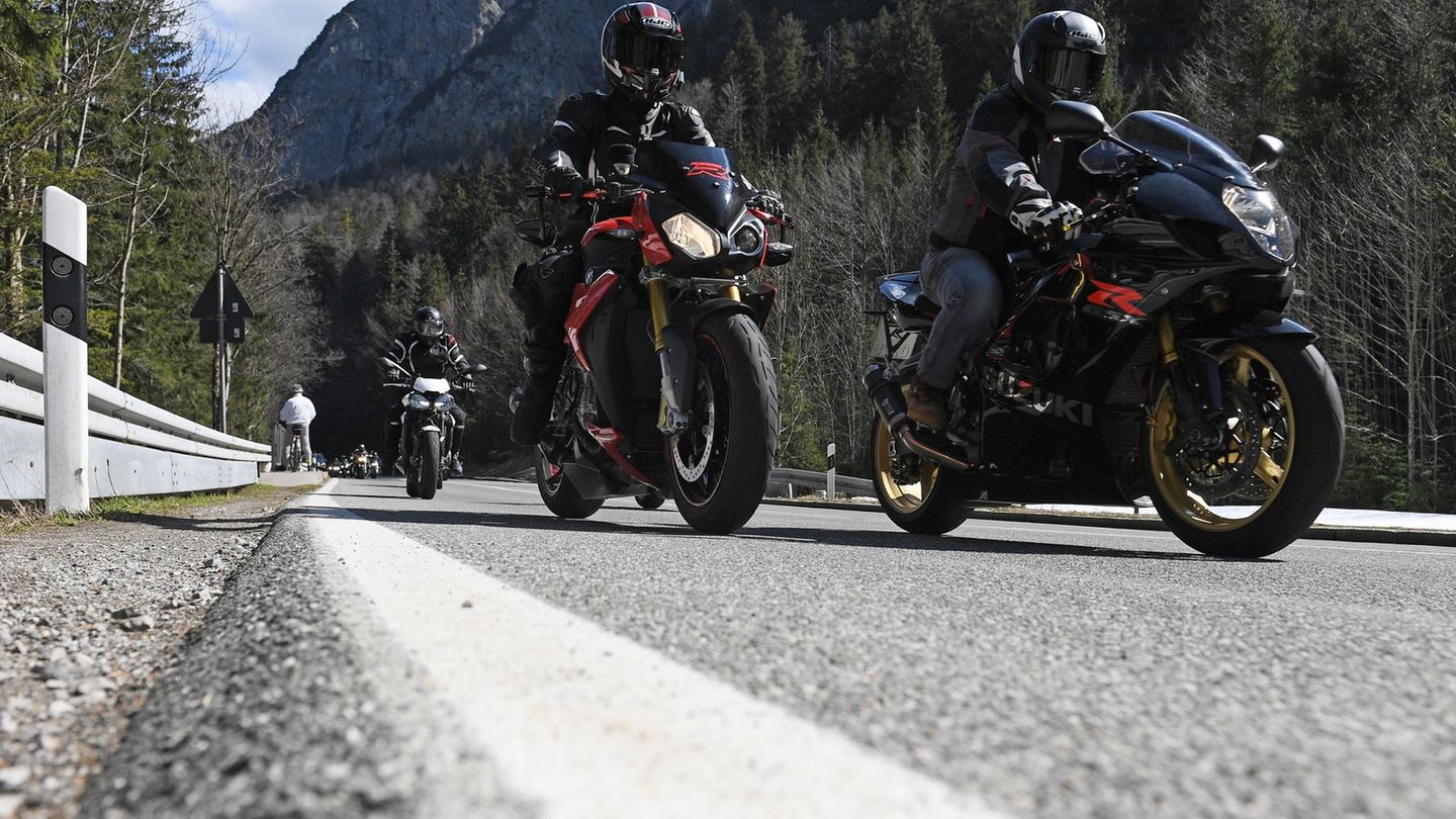Unfallschwerpunkt: Sudelfeldstraße für Biker in eine Richtung gesperrt
