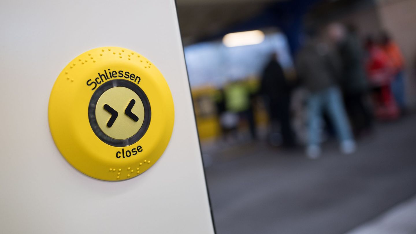 Berliner Nahverkehr: Fürs Türen blockieren in der U-Bahn droht nun ein Strafgeld