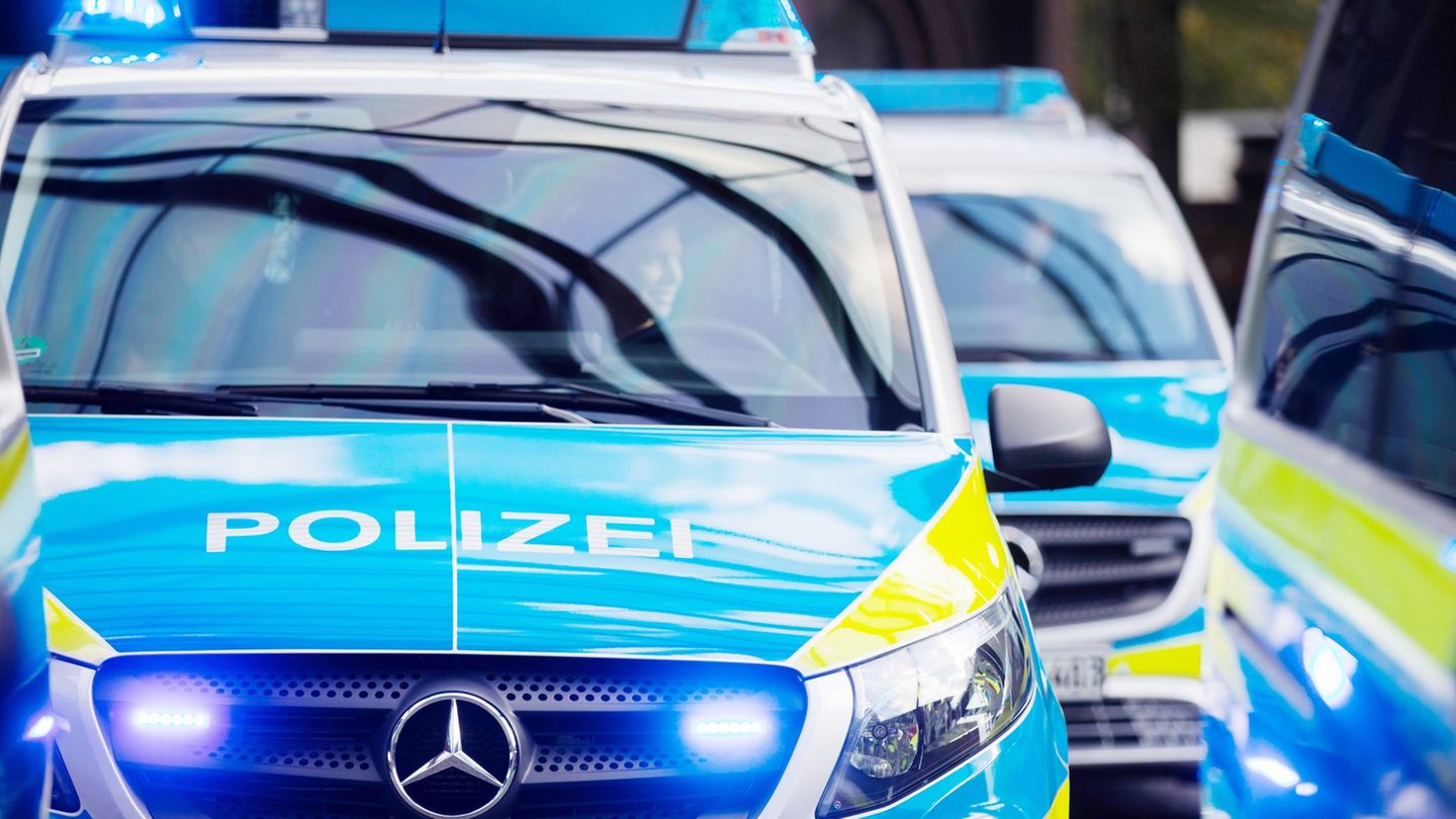 1. Mai: Polizei: Zusammenstöße mit Aktivisten bei Demonstration