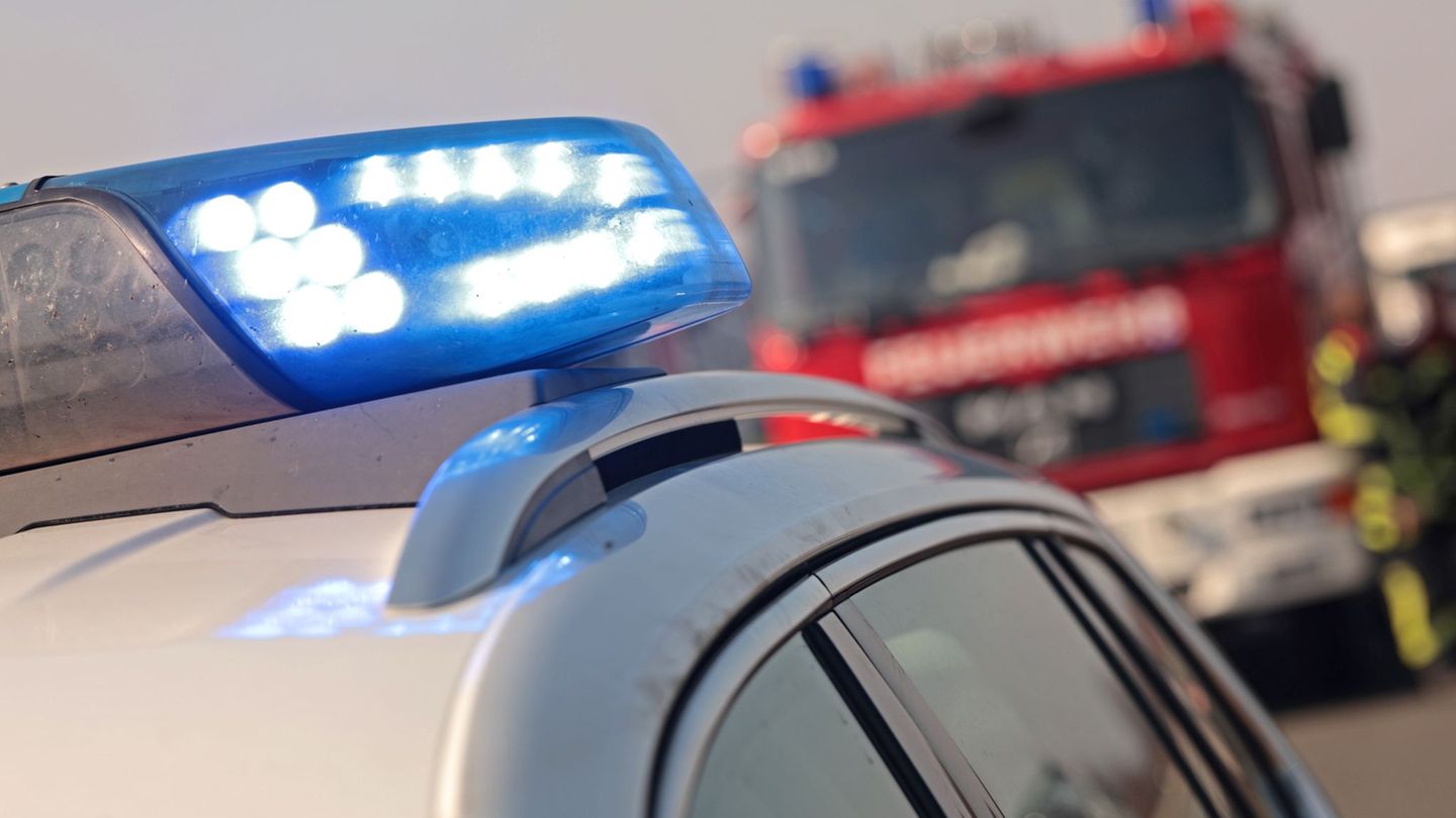 Verkehr: Lkw-Unfall bei Wittenberg – A9 noch bis Nachmittag gesperrt