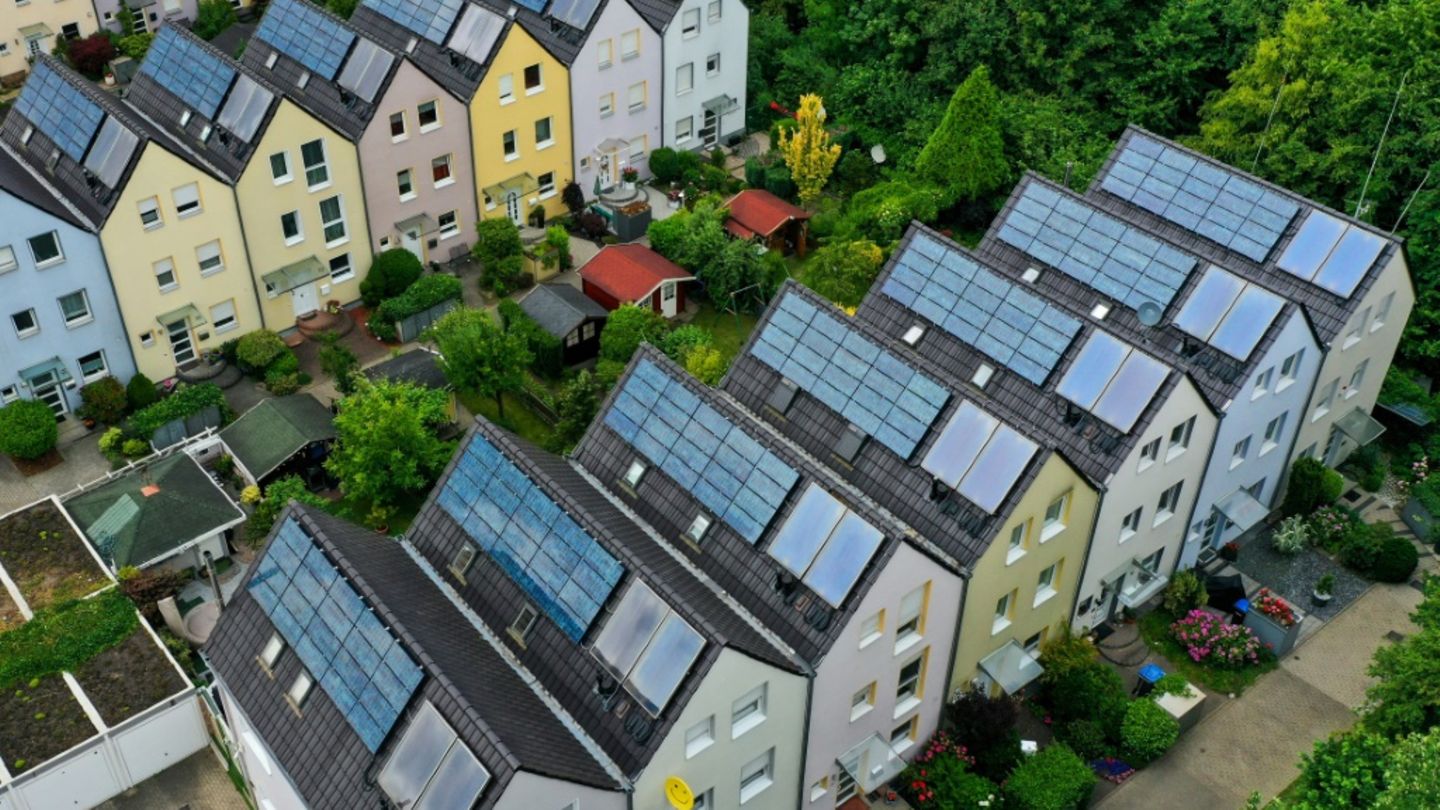 Schätzung: Solarstrom wird dieses Jahr in Deutschland Braunkohle überholen