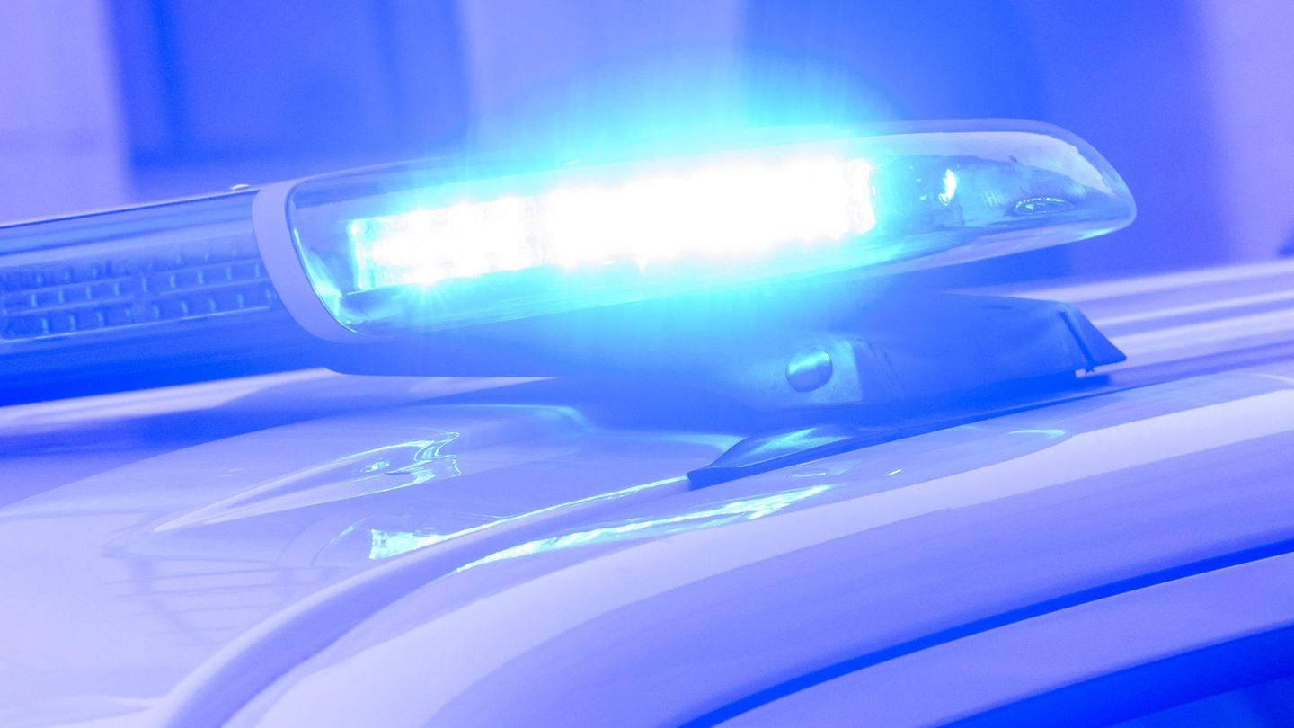 Kaiserslautern: Paketlieferant abgeworfen und getreten