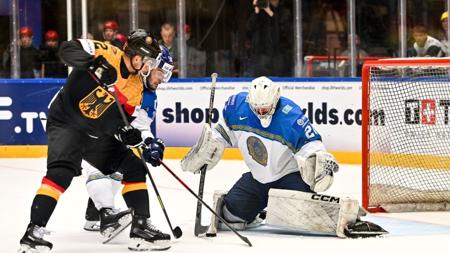 Eishockey-Nationalmannschaft: Stützle sieht zweiten WM-Sieg: 4:1 gegen Kasachstan