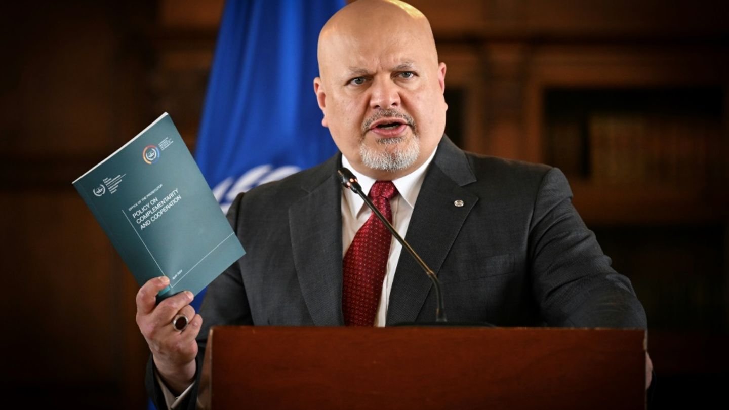 IStGH-Chefankläger Khan legt Amt wegen Ermittlungen gegen ihn vorerst nieder