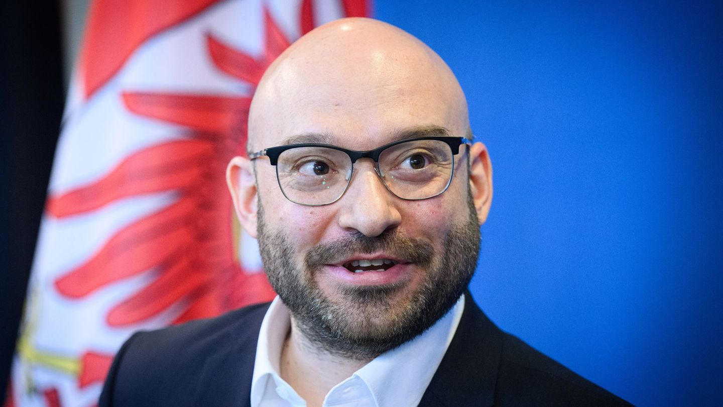 Offiziell vorgestellt: Neuer Innenminister vorgestellt: Weniger Spaltung und Ängste
