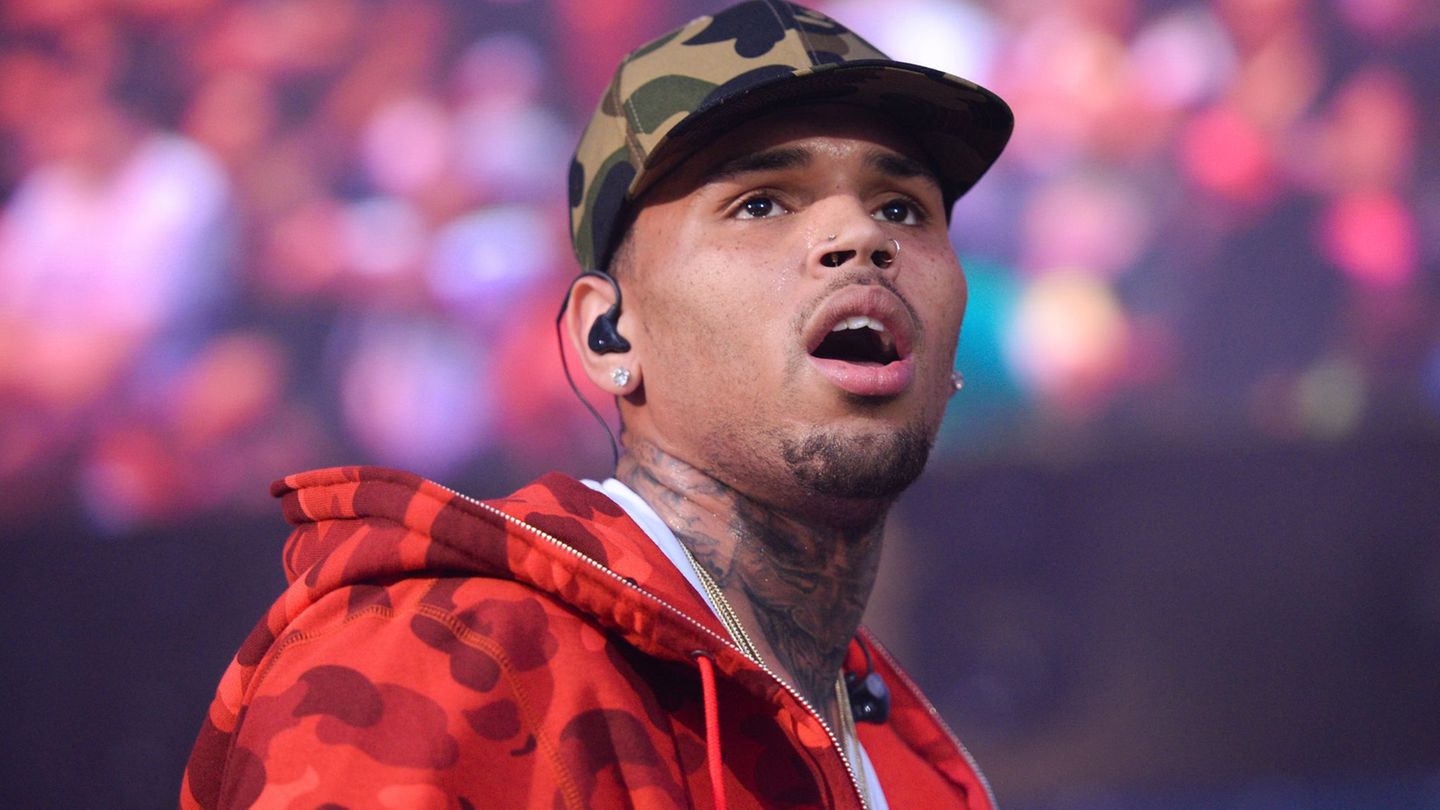 Vorwurf der Körperverletzung: US-Sänger Chris Brown kommt auf Kaution frei
