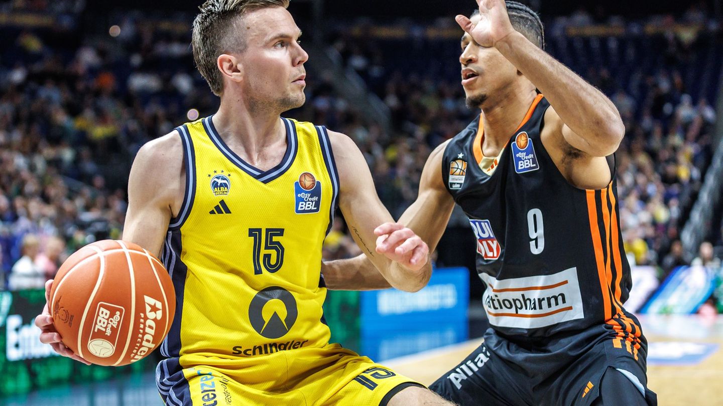 Basketball-Bundesliga: Alba Berlin steht gegen Ulm vor dem Play-Off-Aus