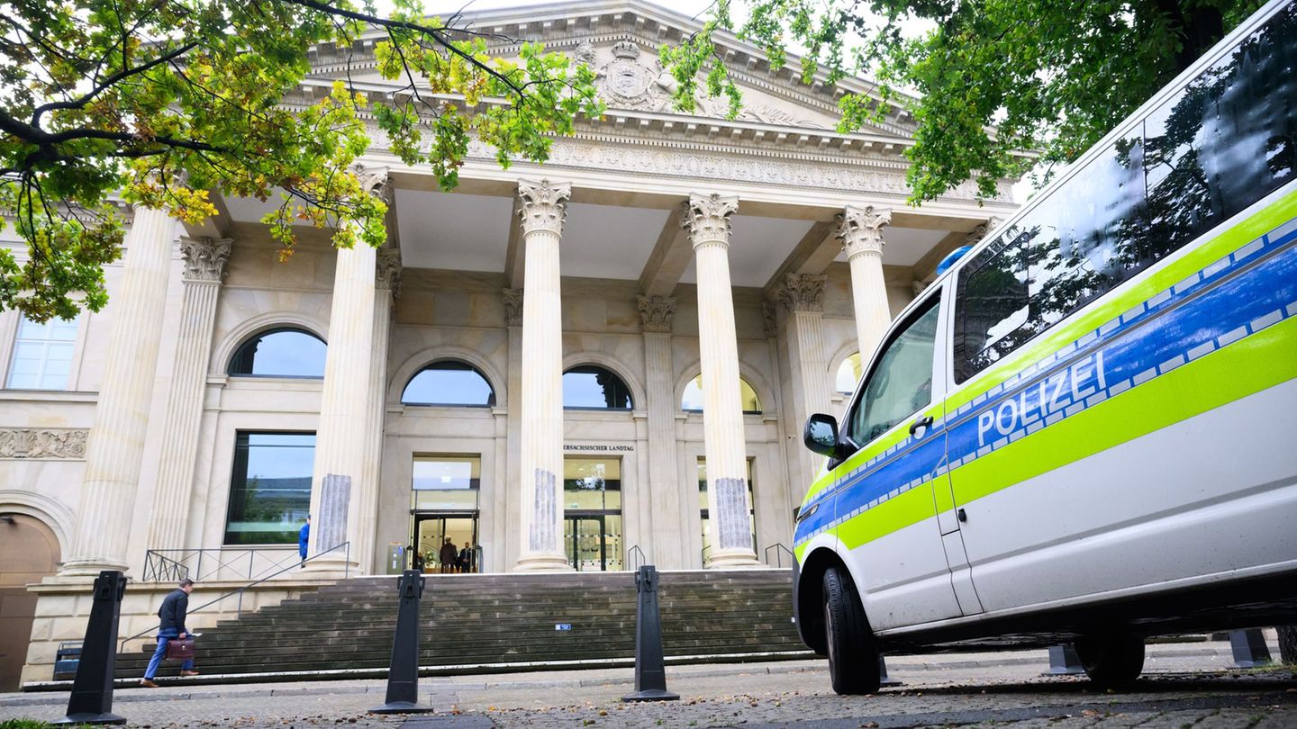 Niedersachsen: Nach Farbattacke: Landtag soll sicherer werden