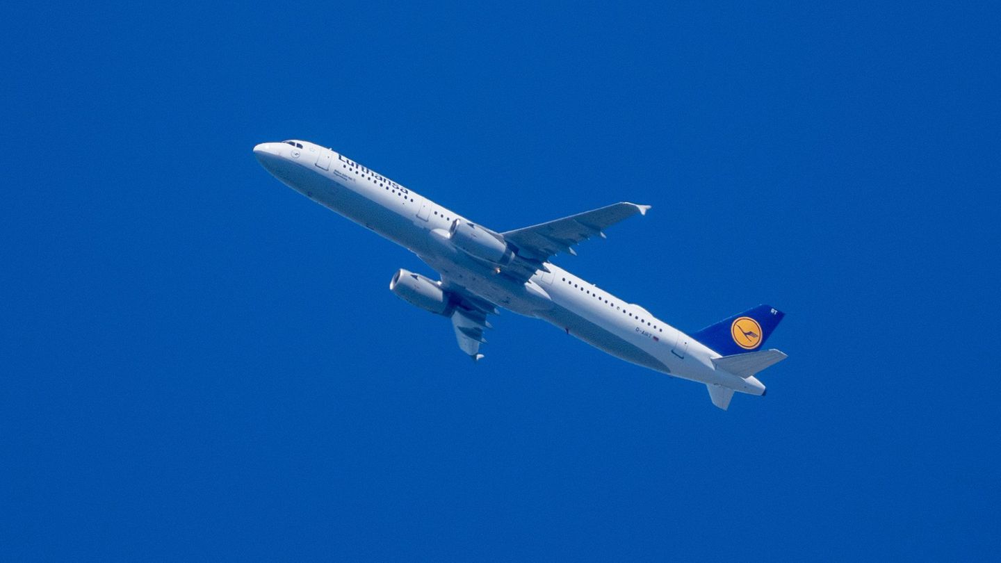 Notfall in der Luft: Triebwerkausfall bei Lufthansa-Flug über dem Atlantik