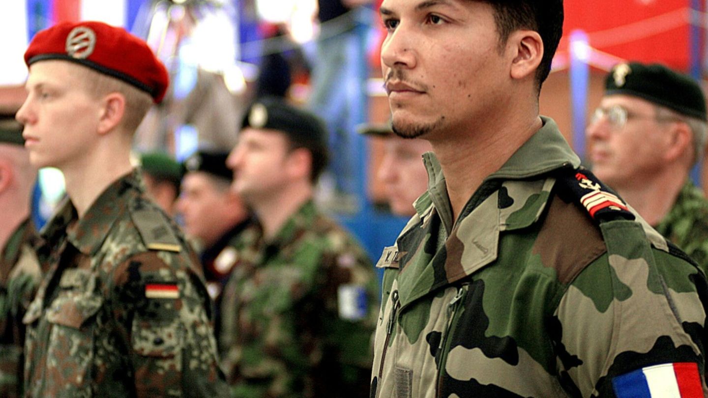 Bundesregierung wirbt für Fortsetzung von Bundeswehr-Mission in Bosnien-Herzegowina