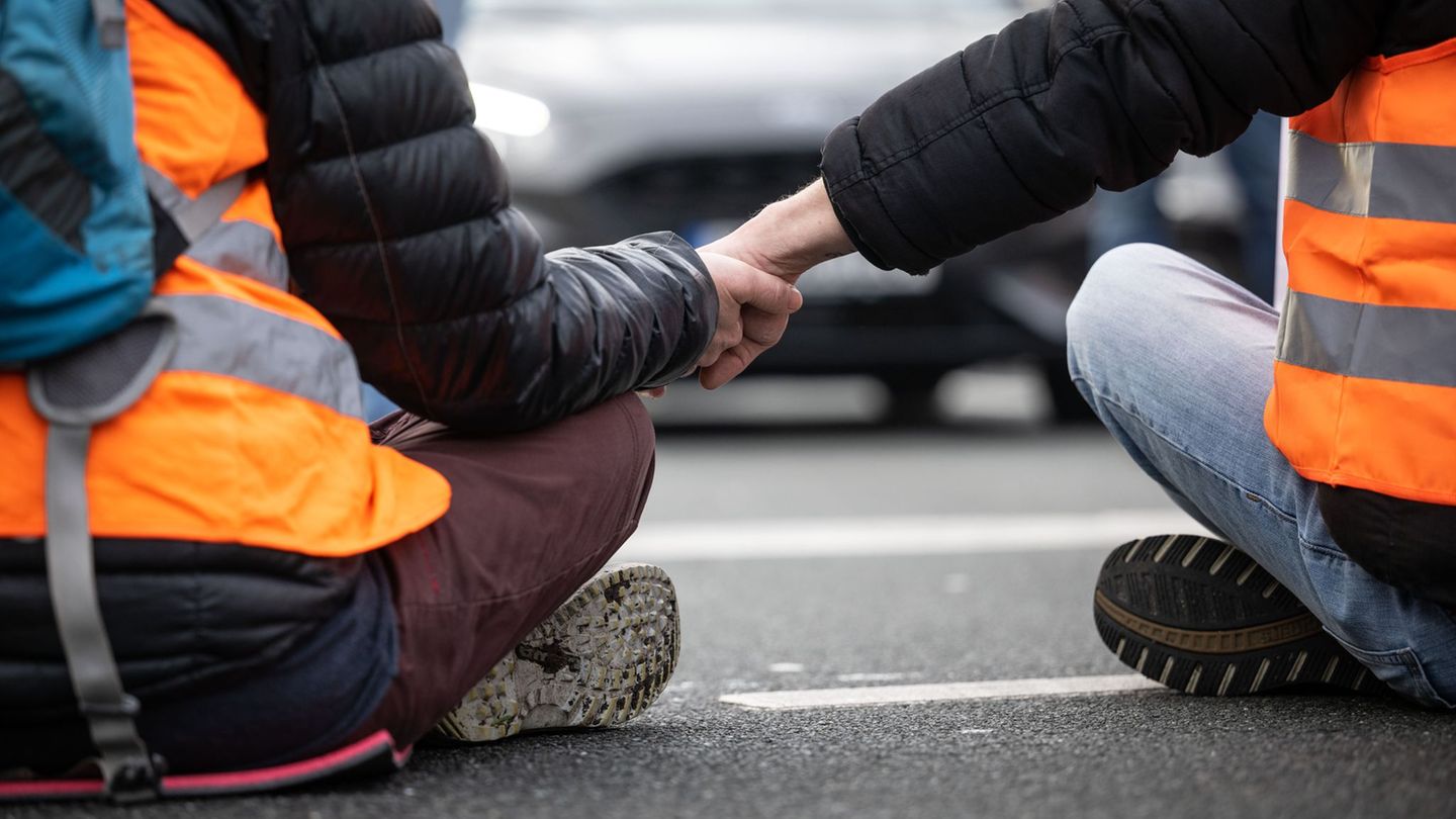 Protestaktionen: Klimagruppe: „Parlament der Menschen“ und Protestwoche