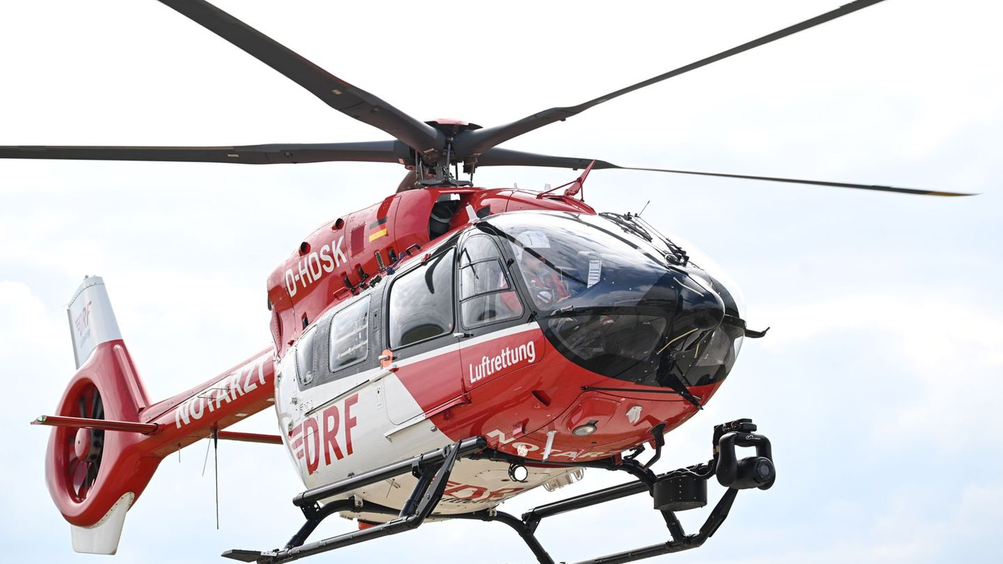 Landkreis Karlsruhe: Moped-Fahrer bei Unfall lebensgefährlich verletzt