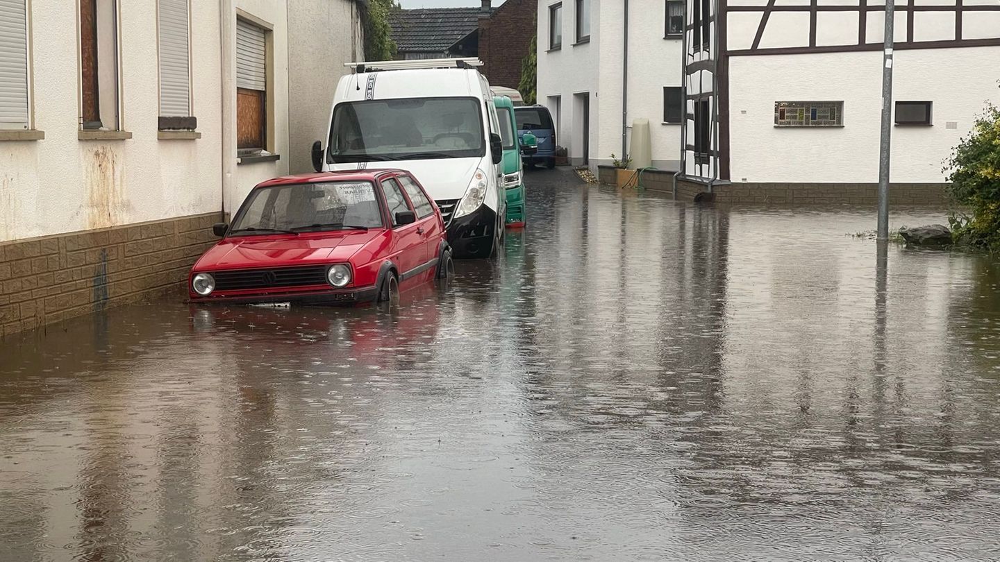 Unwetter: Überschwemmungen im Süden von NRW