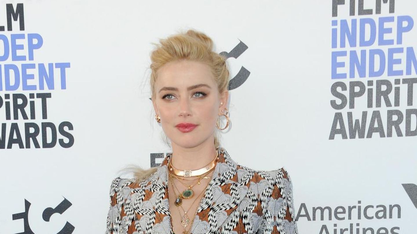Leute von heute : Amber Heard wird Mutter von Zwillingen