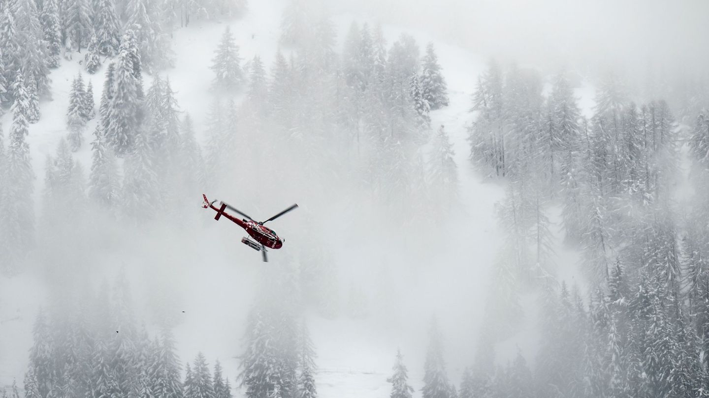 Unglücksfall: Fünf Skitourengänger in der Schweiz tot aufgefunden