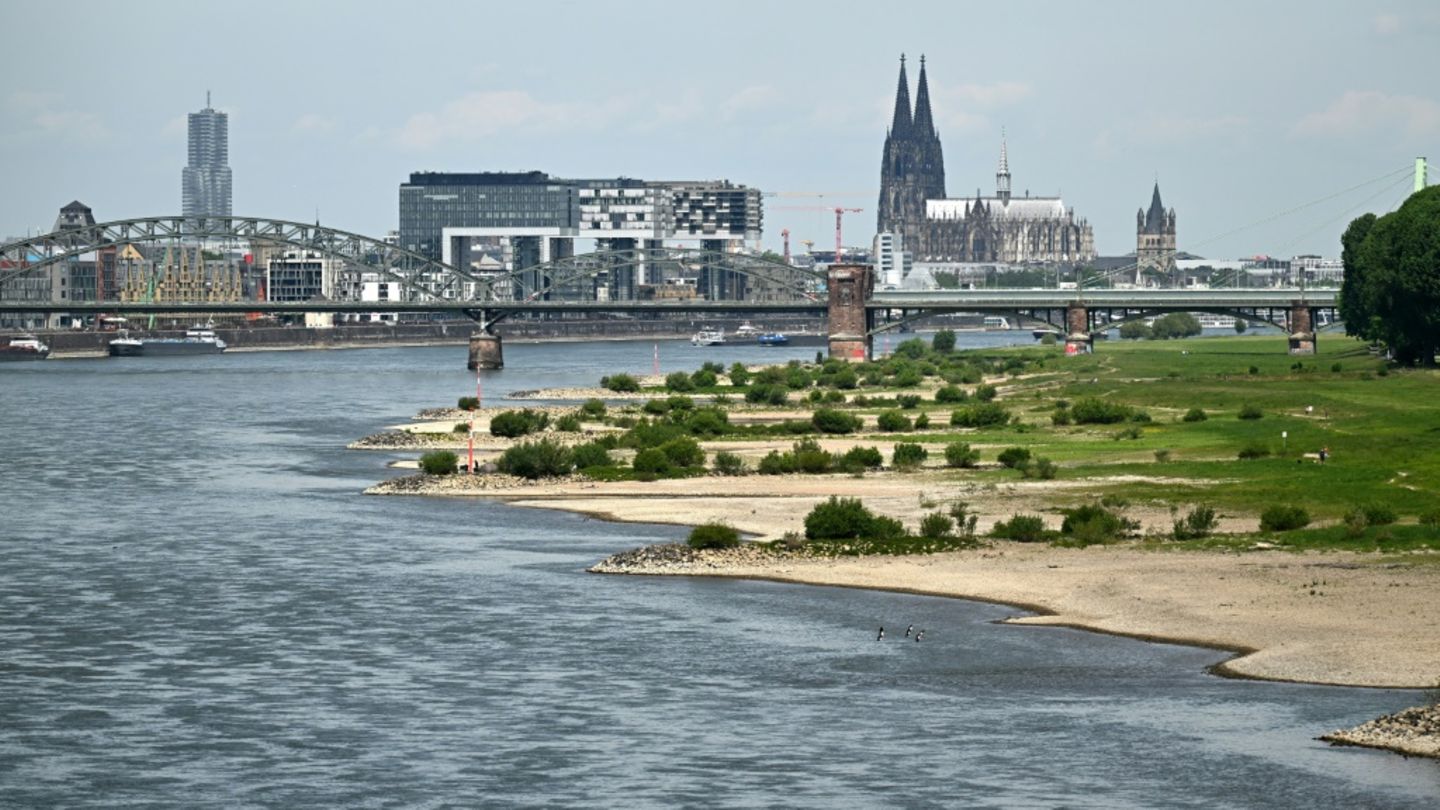 Entschärfung von drei Weltkriegsbomben in Köln: Evakuierung von 20.000 Menschen