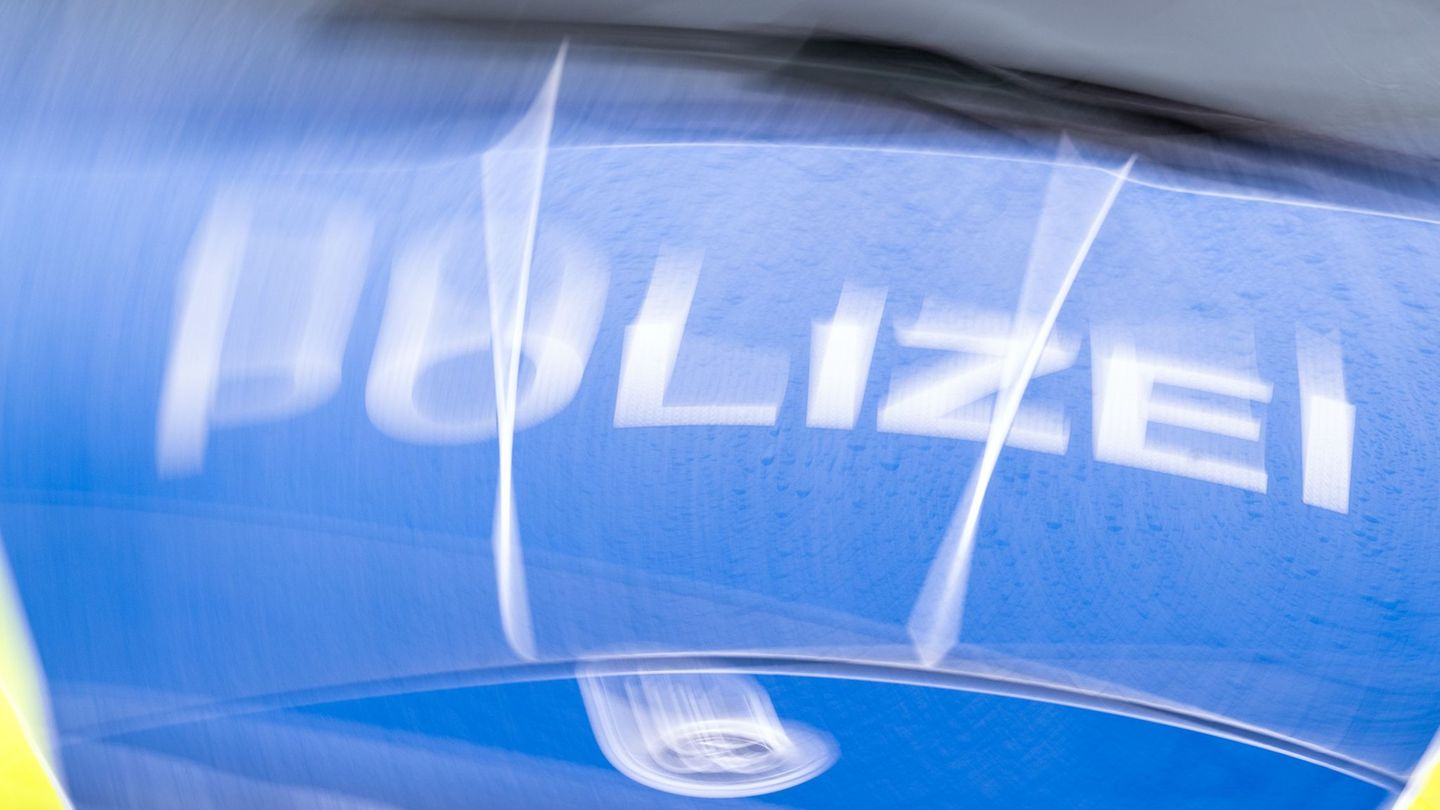 Verkehrsunfall: Tödlicher Unfall im Kreis Elbe-Elster – Beifahrerin stirbt