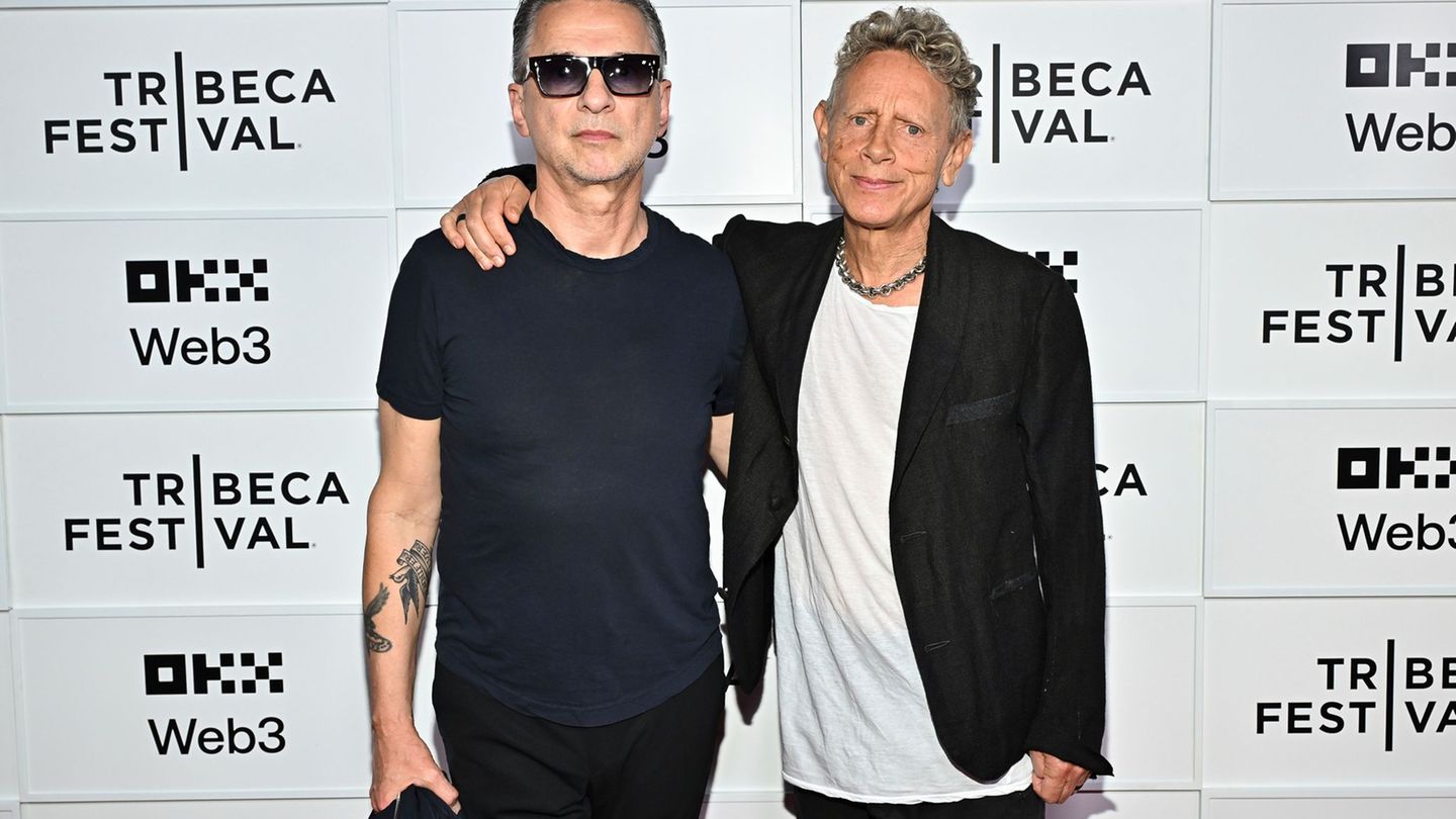 Englische Kultband: Konzertfilm: Depeche Mode überrascht mit neuem Song