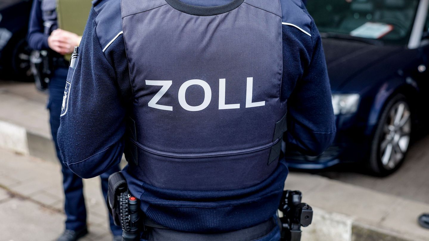 Jahresbilanz: Zoll beschlagnahmt gut 10.000 gefälschte Produkte