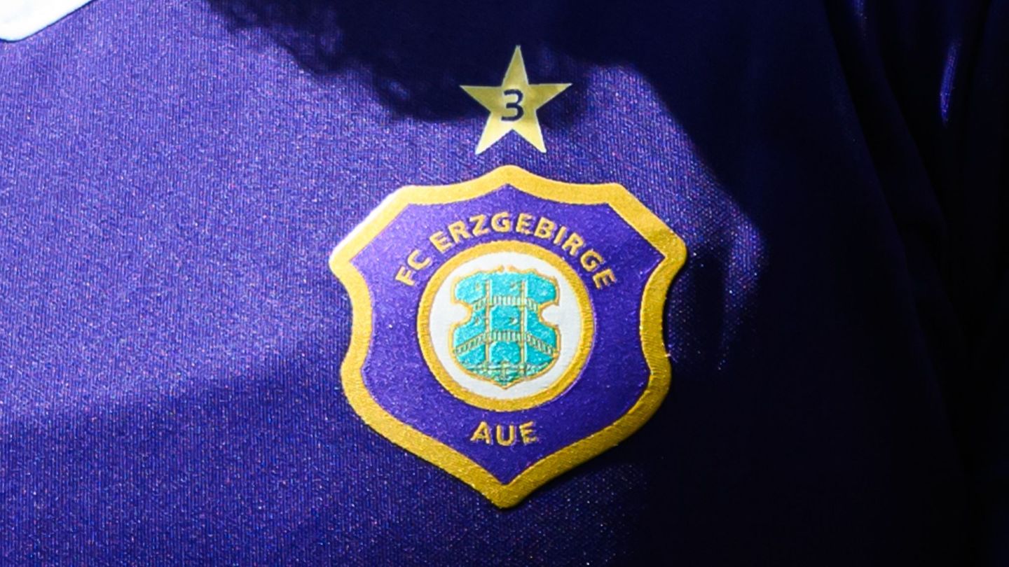 Nachwuchs-Fußball: Jugendderby nach Angriffen auf Zuschauer abgebrochen