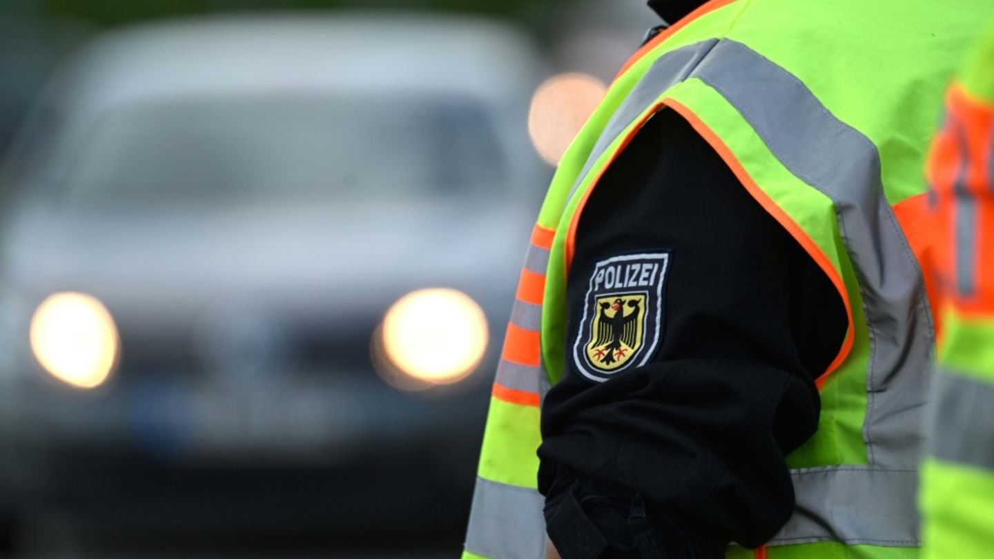 Polizeibeauftragter zu Zurückweisungen: Dobrindt muss Rechtssicherheit schaffen