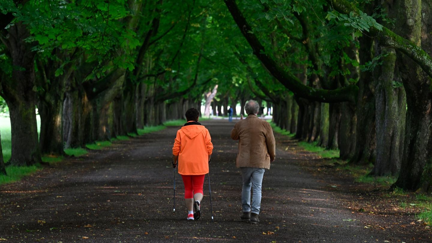 Wetter: Graues Pfingstwetter mit Gewittern in NRW