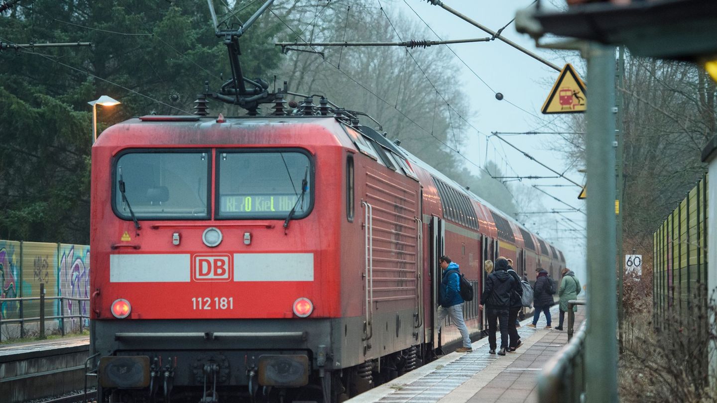 Neue Ausschreibung: Bahnnetz Mitte – Land rückt von Pünktlichkeitsziel ab