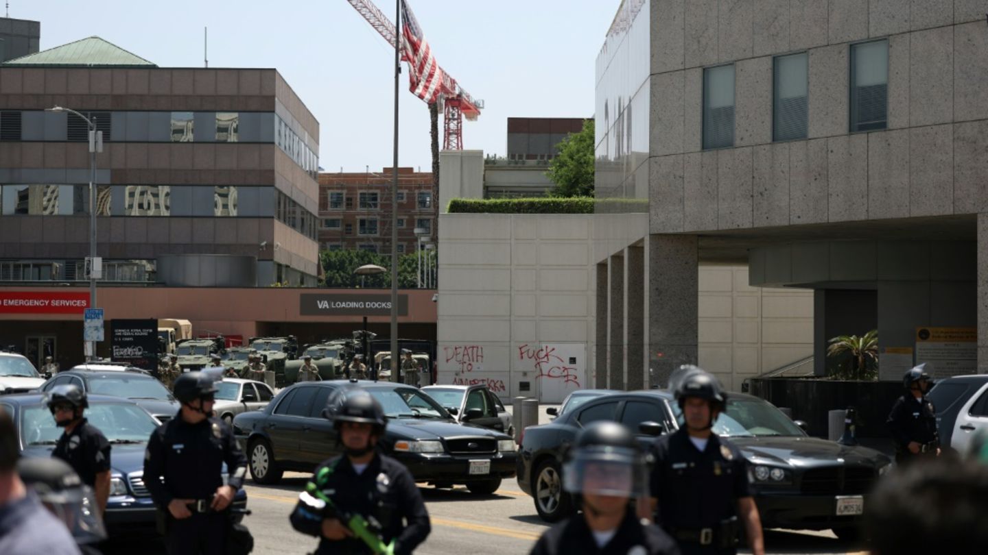 Regierungsvertreter: USA entsenden 500 Marines nach Los Angeles
