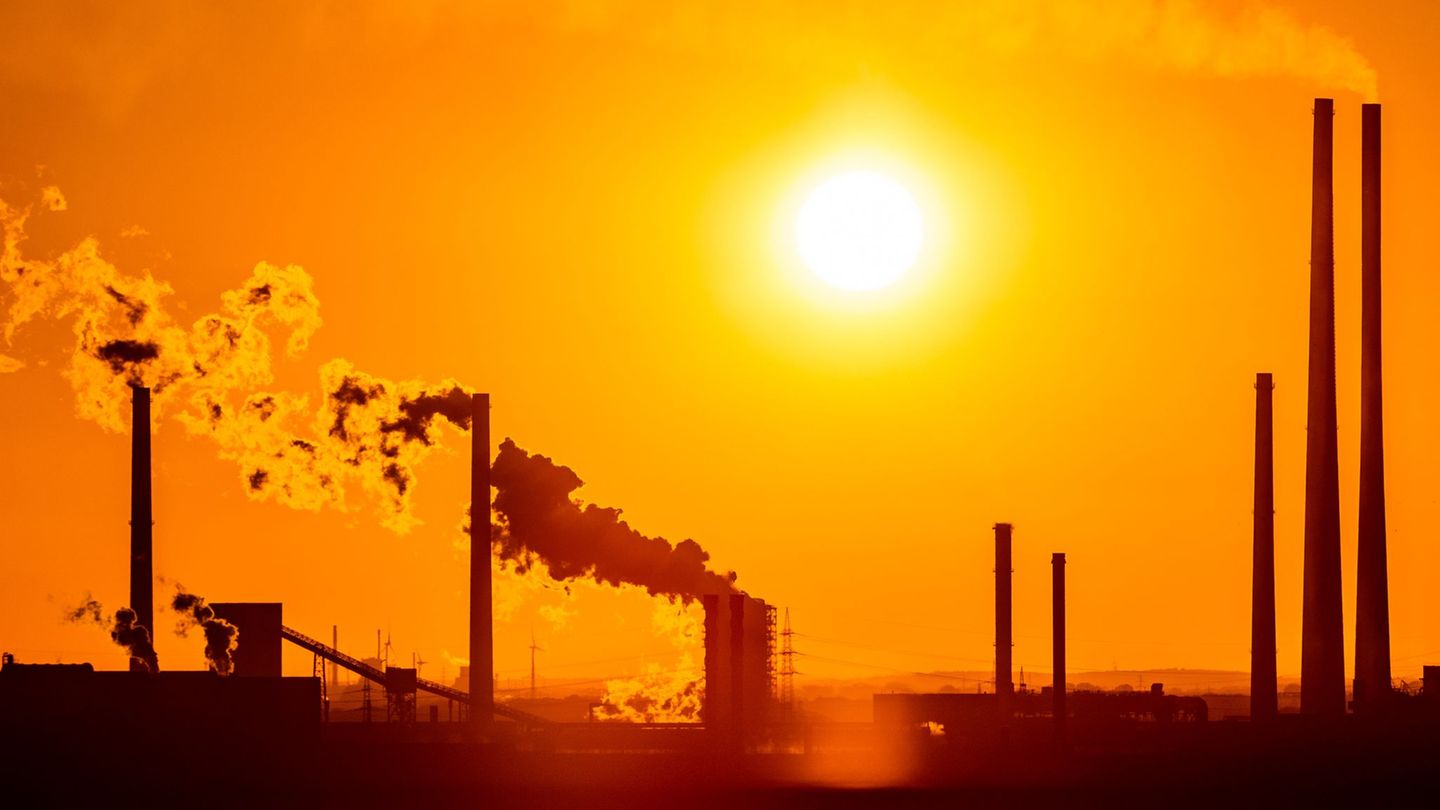 Vorübergehend schöne Aussicht: Neue Konjunkturprognosen: Wirtschaftskrise endet 2026
