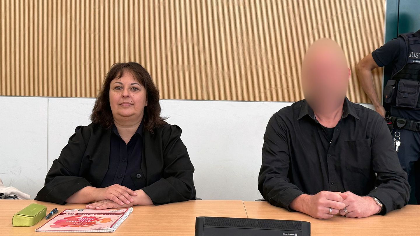 Prozess um Totschlag: Tod in der Regentonne – Mann legt Geständnis ab