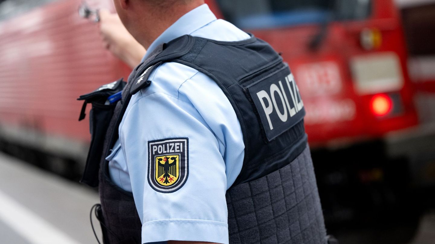 Kinder im Gleis: Mädchen auf Gleisen sorgen für Streckensperrung bei Bahn