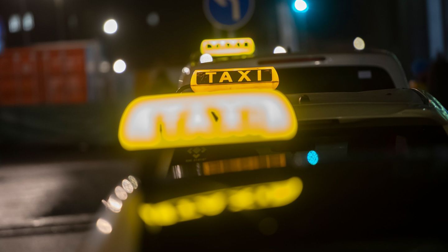 Berliner Taxi-Branche: Taxi-Innung feiert Geburtstag – mit angezogener Handbremse
