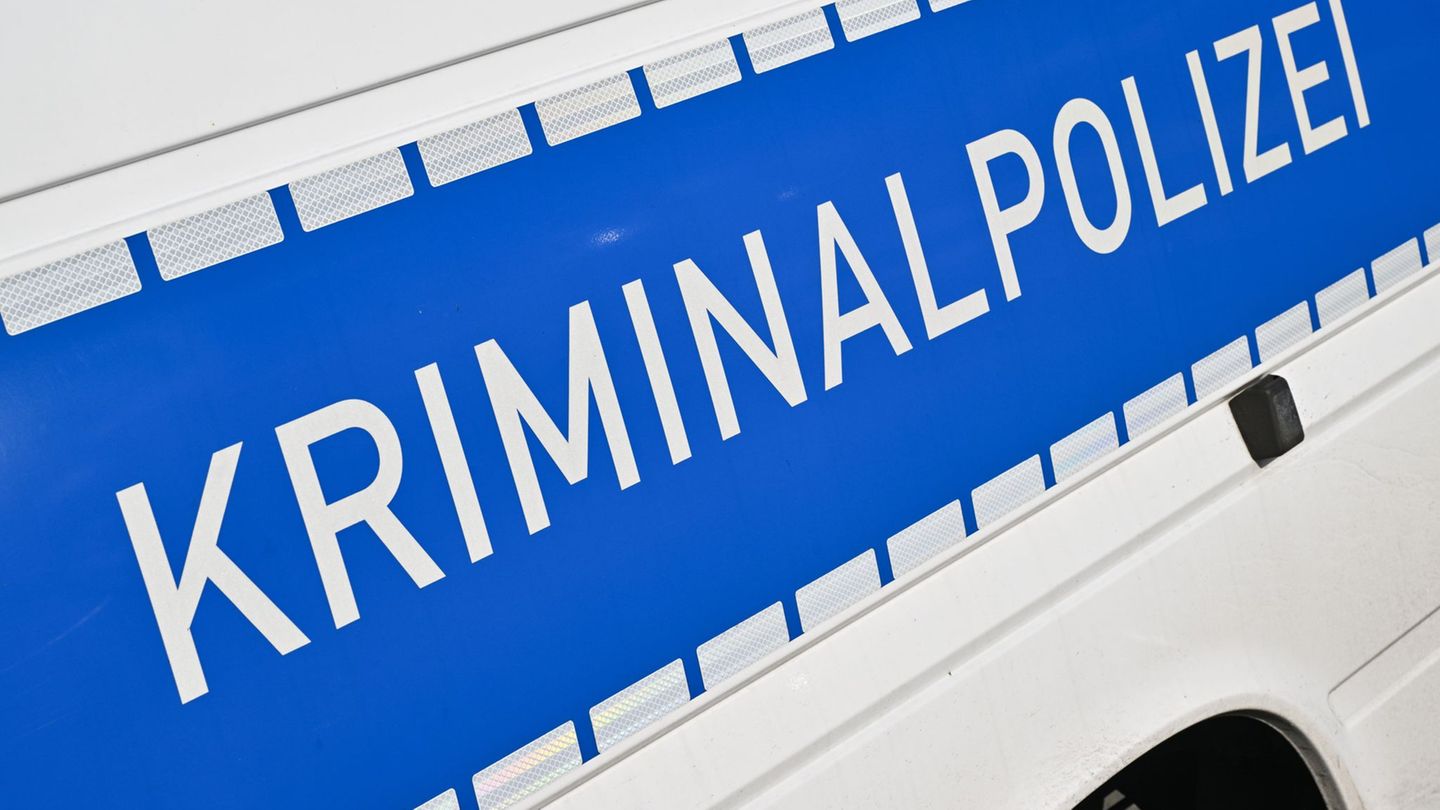 Kriminalität: Besucher greift Hausmeister mit Messer an – Motiv offen