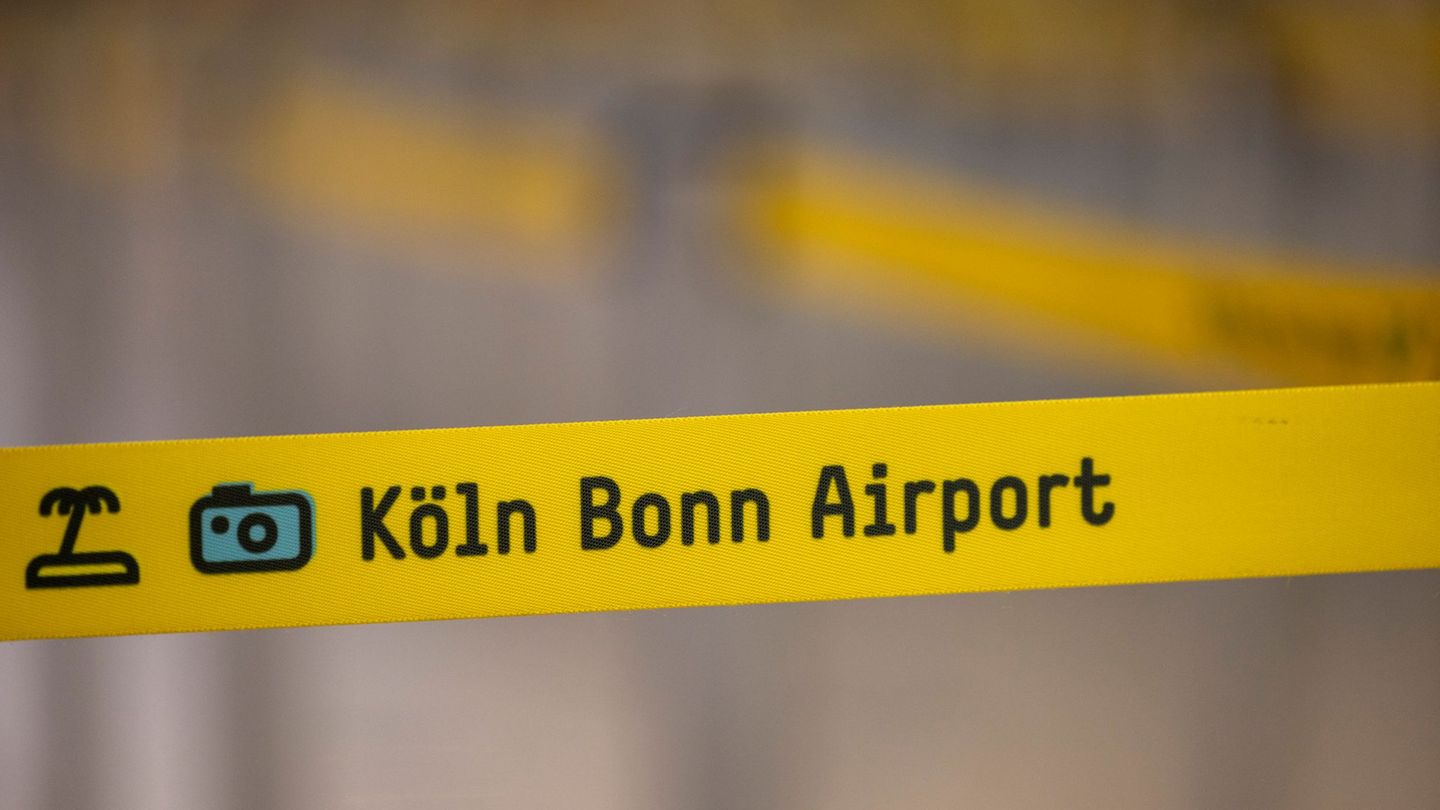 Technischer Defekt: Gepäcksortieranlage kaputt – Hunderte verpassen Flugzeuge
