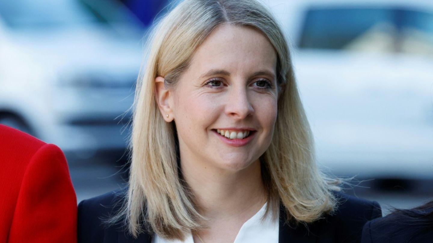 Bauministerin Hubertz will Kosten neuer Wohngebäude halbieren