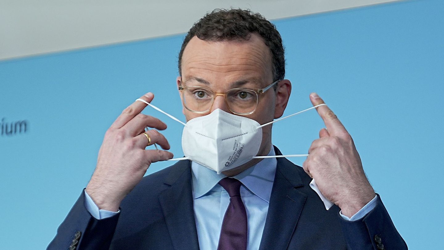 Corona-Politik: Spahn wehrt sich gegen Masken-Vorwürfe während der Pandemie