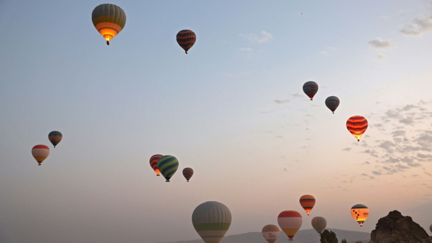 Ein Toter bei Notlandung von Heißluftballon in der Türkei