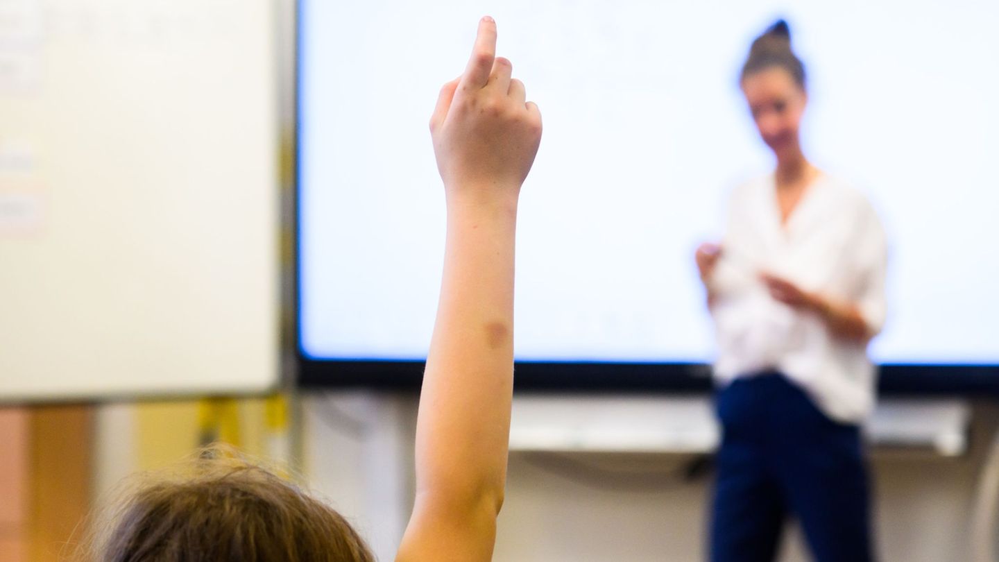 Brandenburg-Stipendium: Künftige Landlehrer können sich für Stipendium bewerben