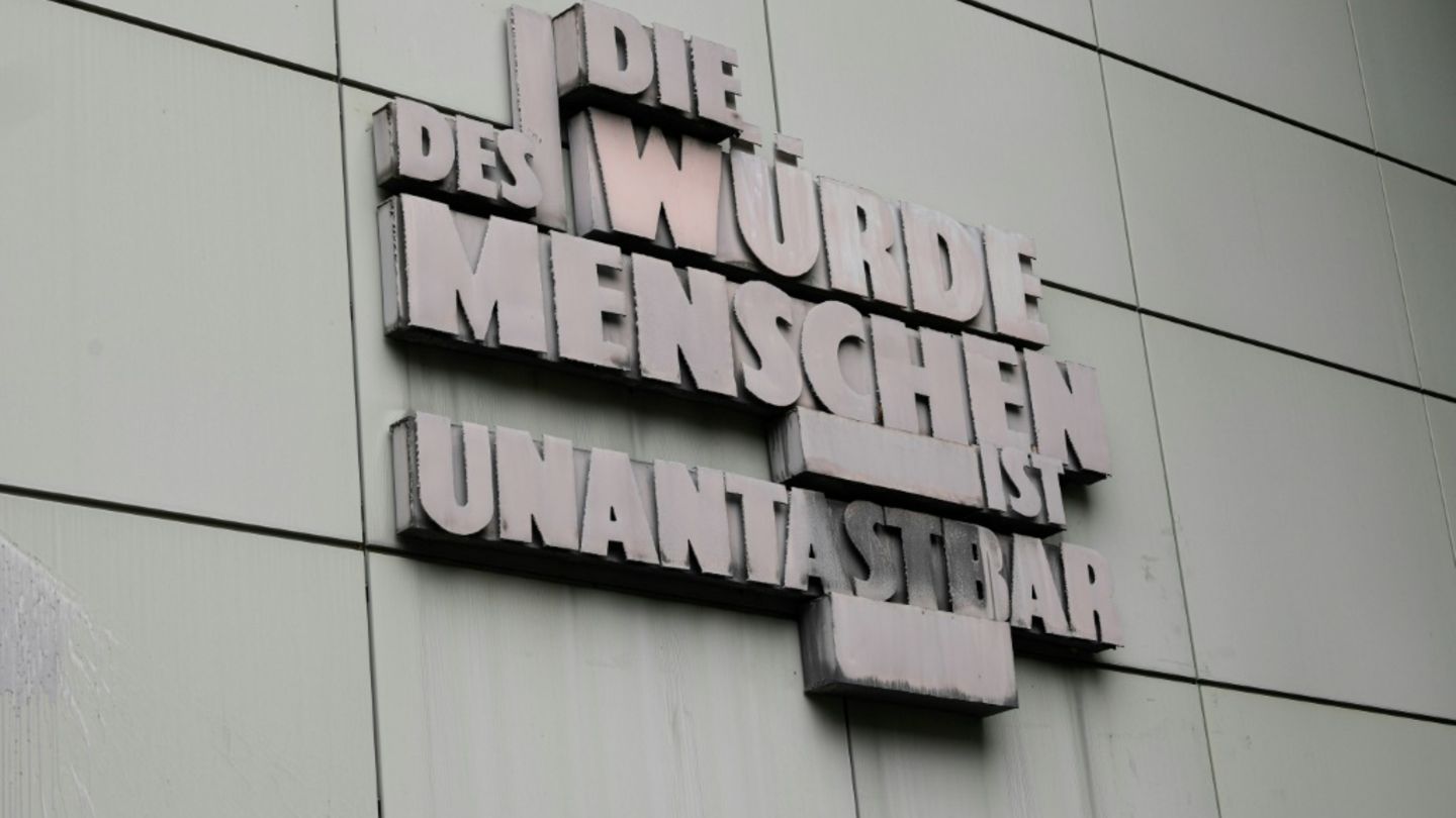 Höchststrafe für syrischen Arzt wegen Verbrechen gegen Menschlichkeit