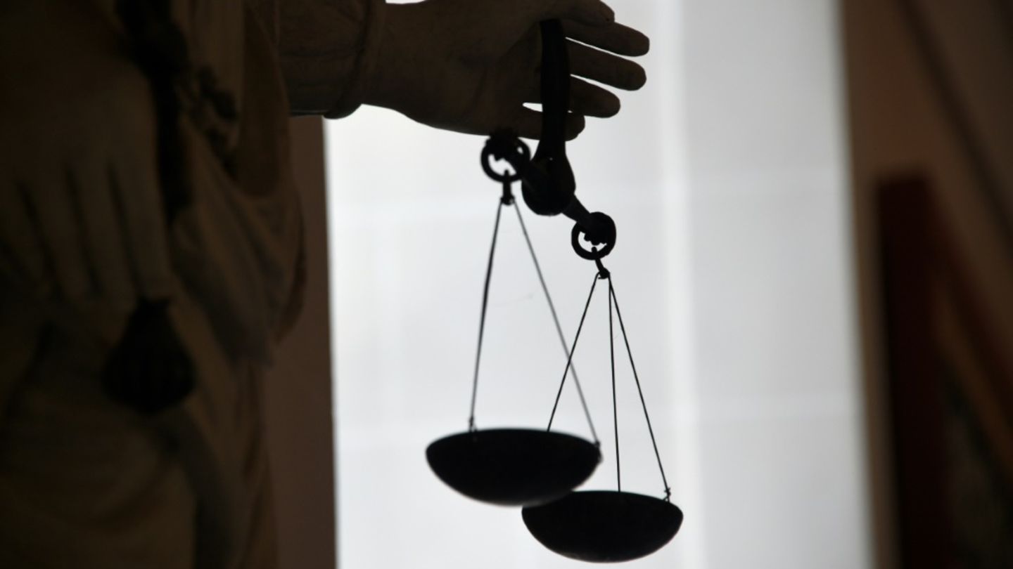 Gewaltsamer Tod von Dreijähriger in Thüringen: Lange Haftstrafen für Angeklagte