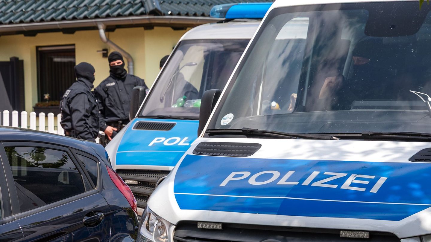 Extremismus: Razzia in MV im Zusammenhang mit „Kaiserreichsgruppe“