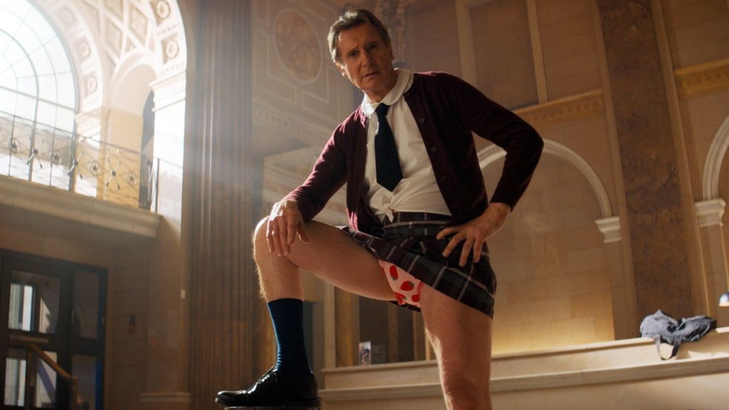 Neuer Trailer zu „Die nackte Kanone“: Liam Neeson in vollem Chaos-Modus
