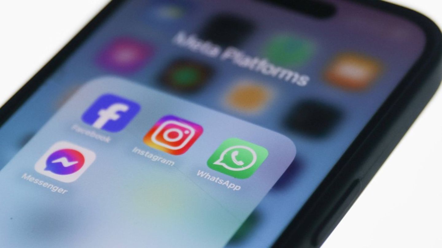 WhatsApp: Messenger schaltet künftig Werbung